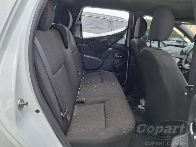 2017 RENAULT DUSTER OROCH 