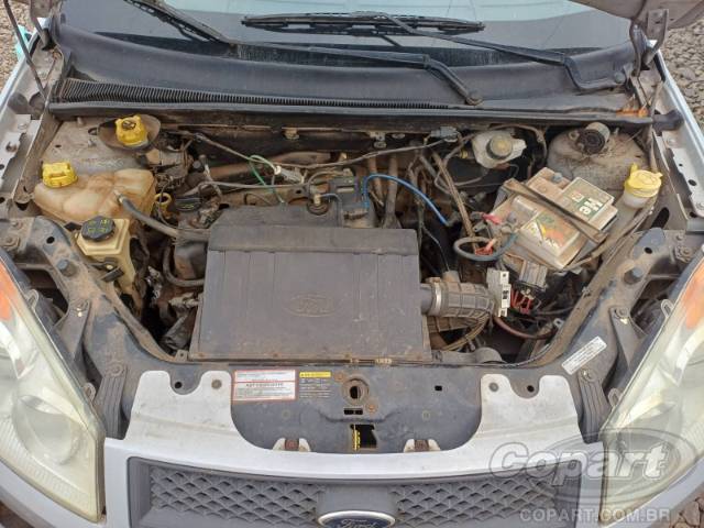 2009 FORD FIESTA SEDAN 