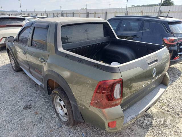 2016 RENAULT DUSTER OROCH 
