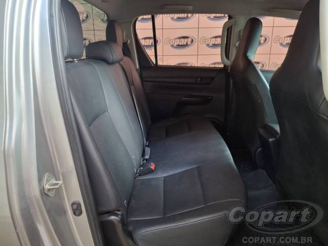 2024 TOYOTA HILUX CD 