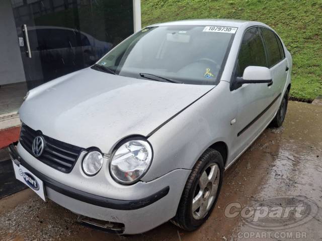 2005 VOLKSWAGEN POLO SEDAN 