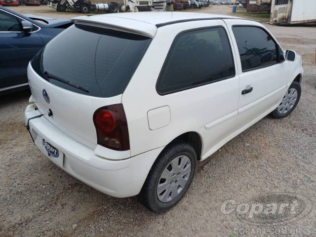2011 VOLKSWAGEN GOL 