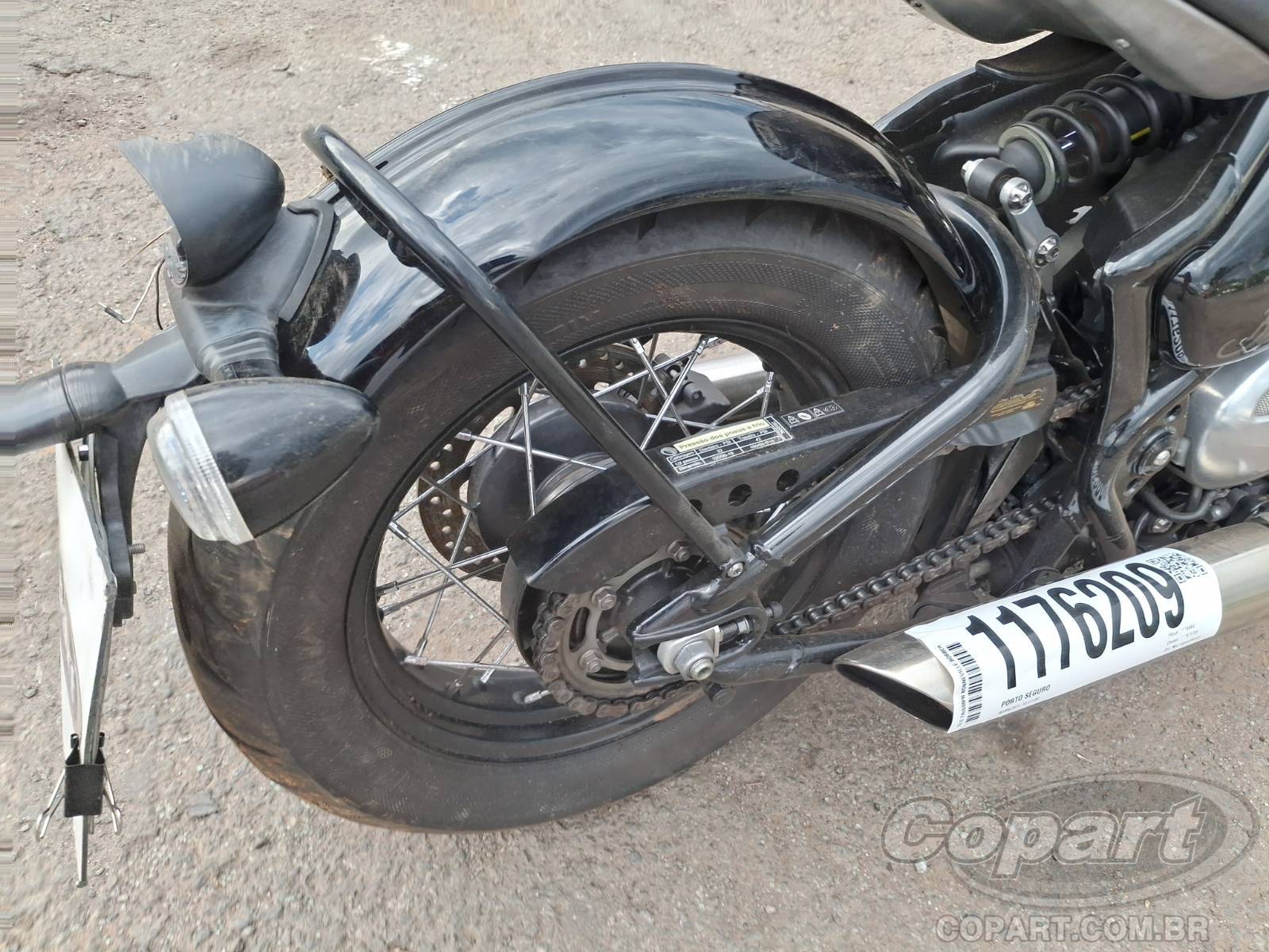 Foto 7 de 10: 2018 TRIUMPH BONNEVILLE BOBBER