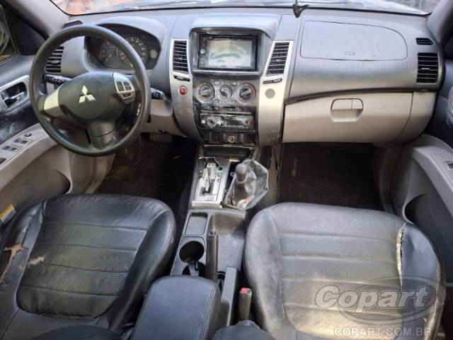 2015 MITSUBISHI PAJERO DAKAR 