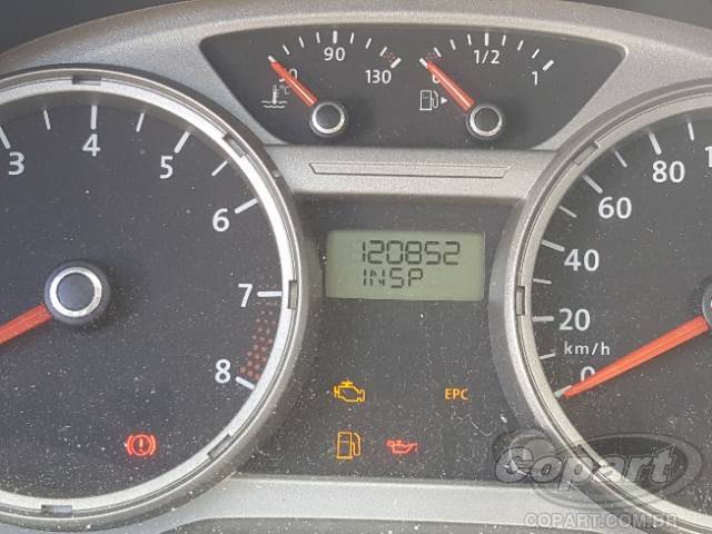 2011 VOLKSWAGEN VOYAGE 