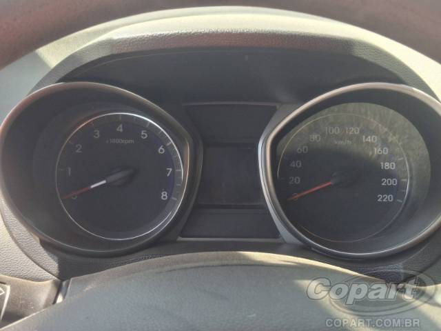 2015 HYUNDAI HB20 