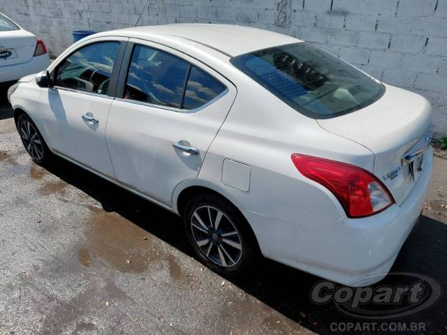 2019 NISSAN VERSA 