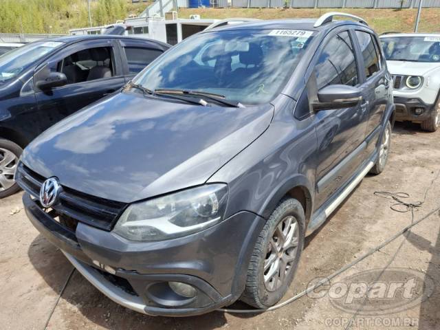 2013 VOLKSWAGEN FOX 