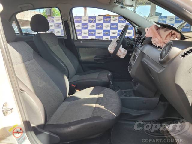 2014 VOLKSWAGEN GOL 