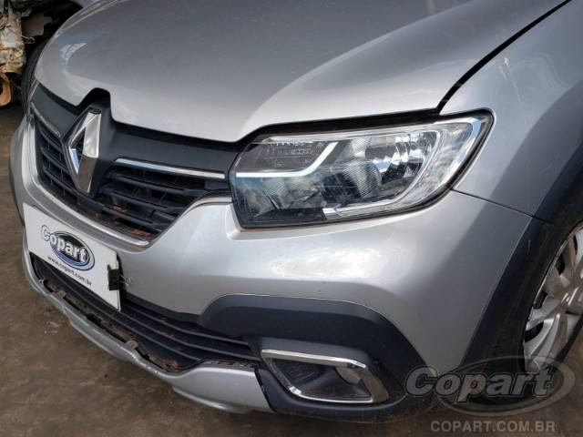 2024 RENAULT SANDERO 