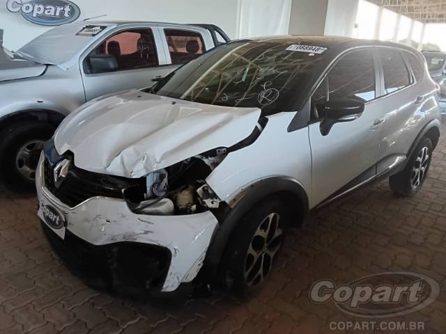 2021 RENAULT CAPTUR 