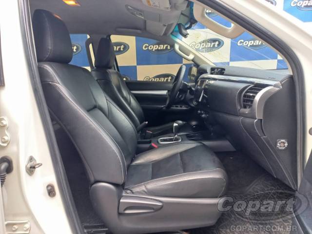 2017 TOYOTA HILUX CD 