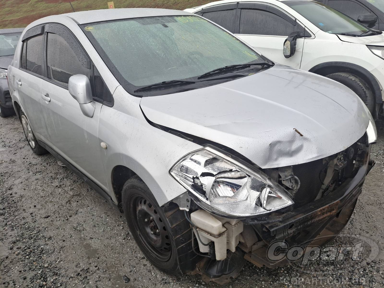 Nissan Tiida Sedan 2012 1.8 16V Flex