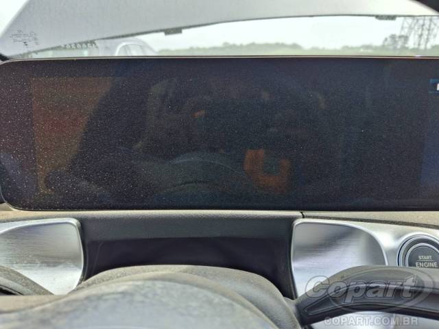 2025 MERCEDES BENZ GLB 