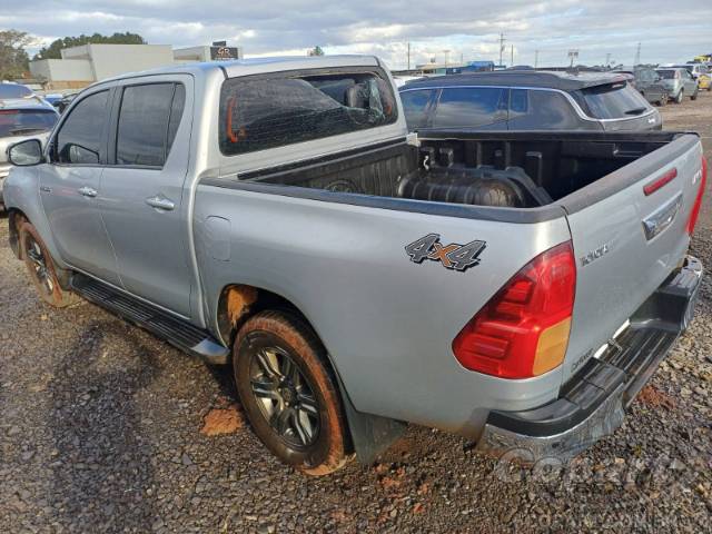 2025 TOYOTA HILUX CD 