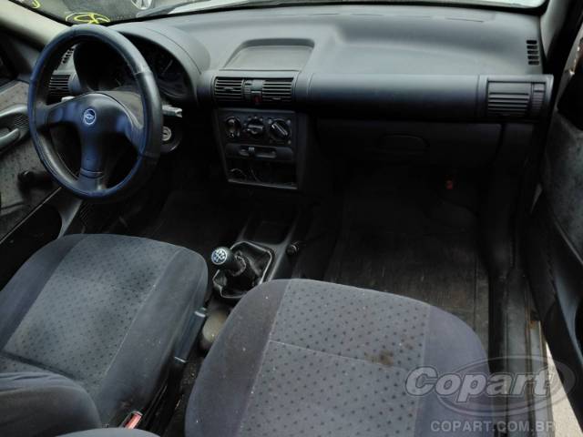2001 CHEVROLET CORSA PICK-UP 