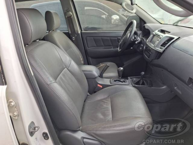 2013 TOYOTA HILUX CD 