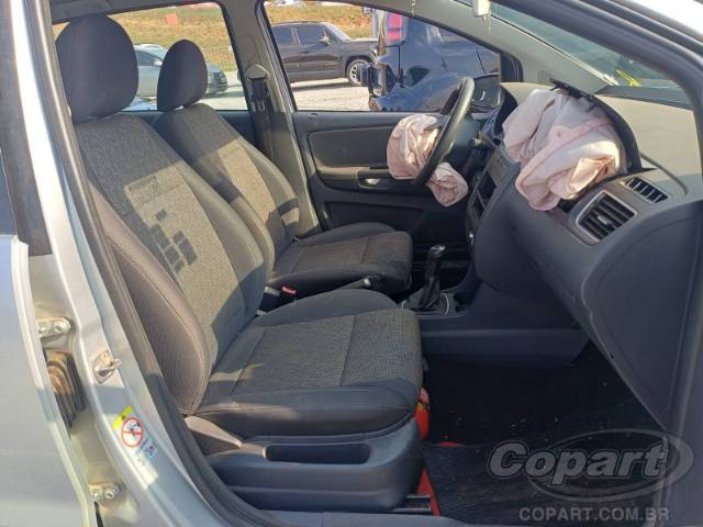 2013 VOLKSWAGEN FOX 