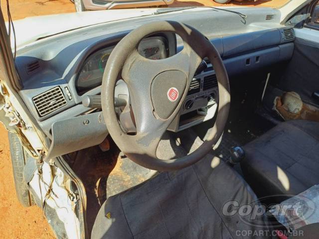 2013 FIAT UNO 