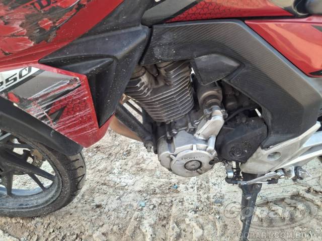 2019 HONDA CB 250 F 