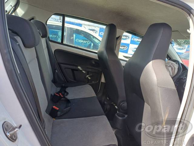 2015 VOLKSWAGEN UP 