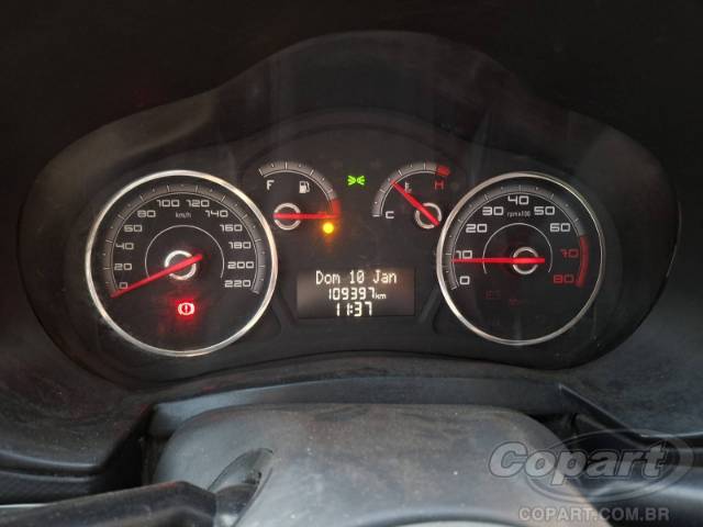 2015 FIAT GRAND SIENA 