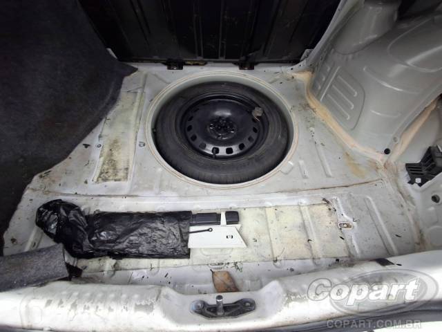 2023 VOLKSWAGEN VOYAGE 