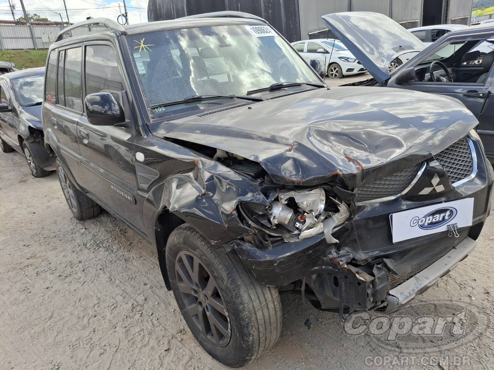 Veículo Mitsubishi Pajero Mitsubishi Pajero TR4 2.0 16V Flex 2015 2015 em leilão