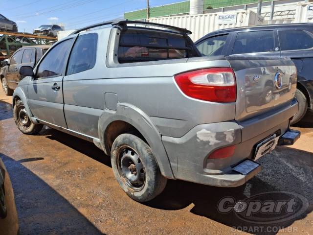 2015 FIAT STRADA CD 