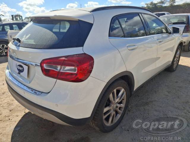 2015 MERCEDES BENZ GLA 