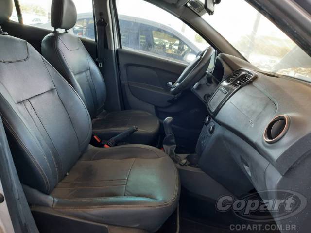 2015 RENAULT SANDERO 