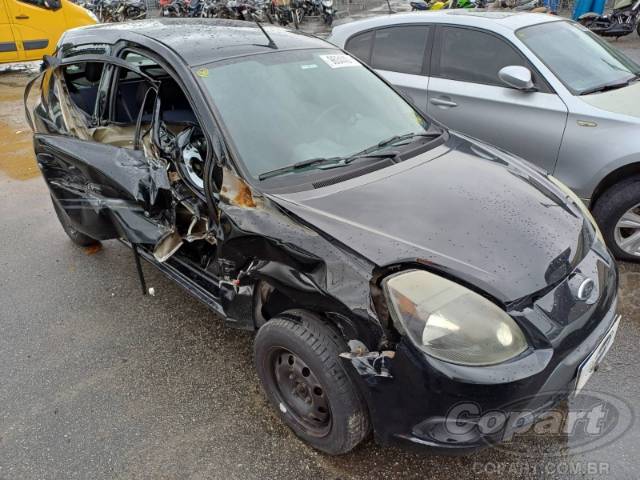 2013 FORD KA 