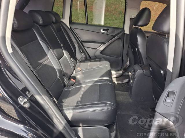 2010 VOLKSWAGEN TIGUAN 