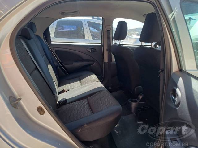 2017 TOYOTA ETIOS SEDA 