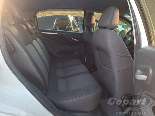 2014 FIAT PUNTO 