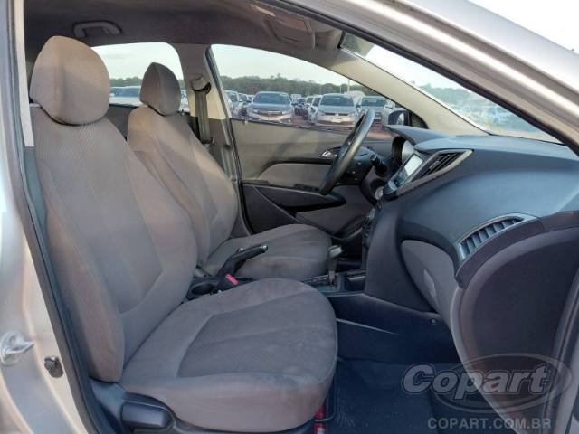 2014 HYUNDAI HB20S 