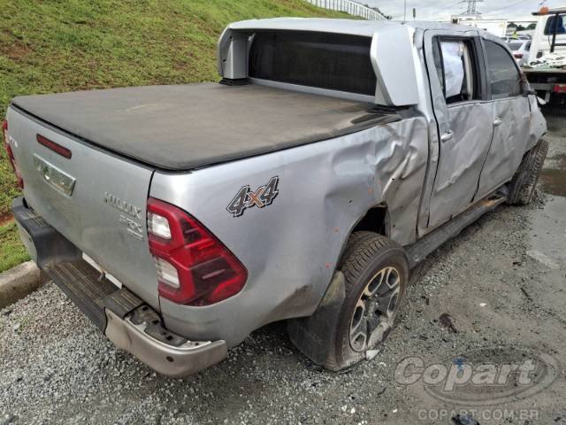 2025 TOYOTA HILUX CD 