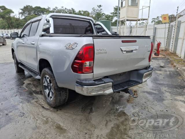 2019 TOYOTA HILUX CD 
