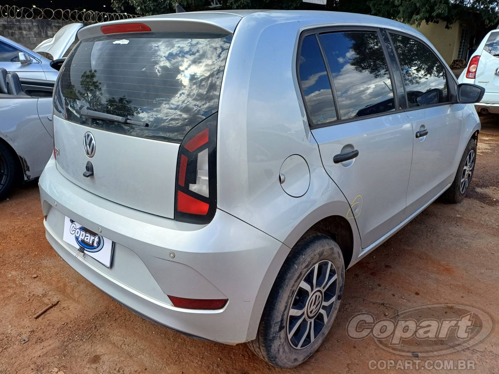 2018 VOLKSWAGEN UP — foto 4 de 11