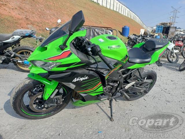 2024 KAWASAKI NINJA ZX-4R 