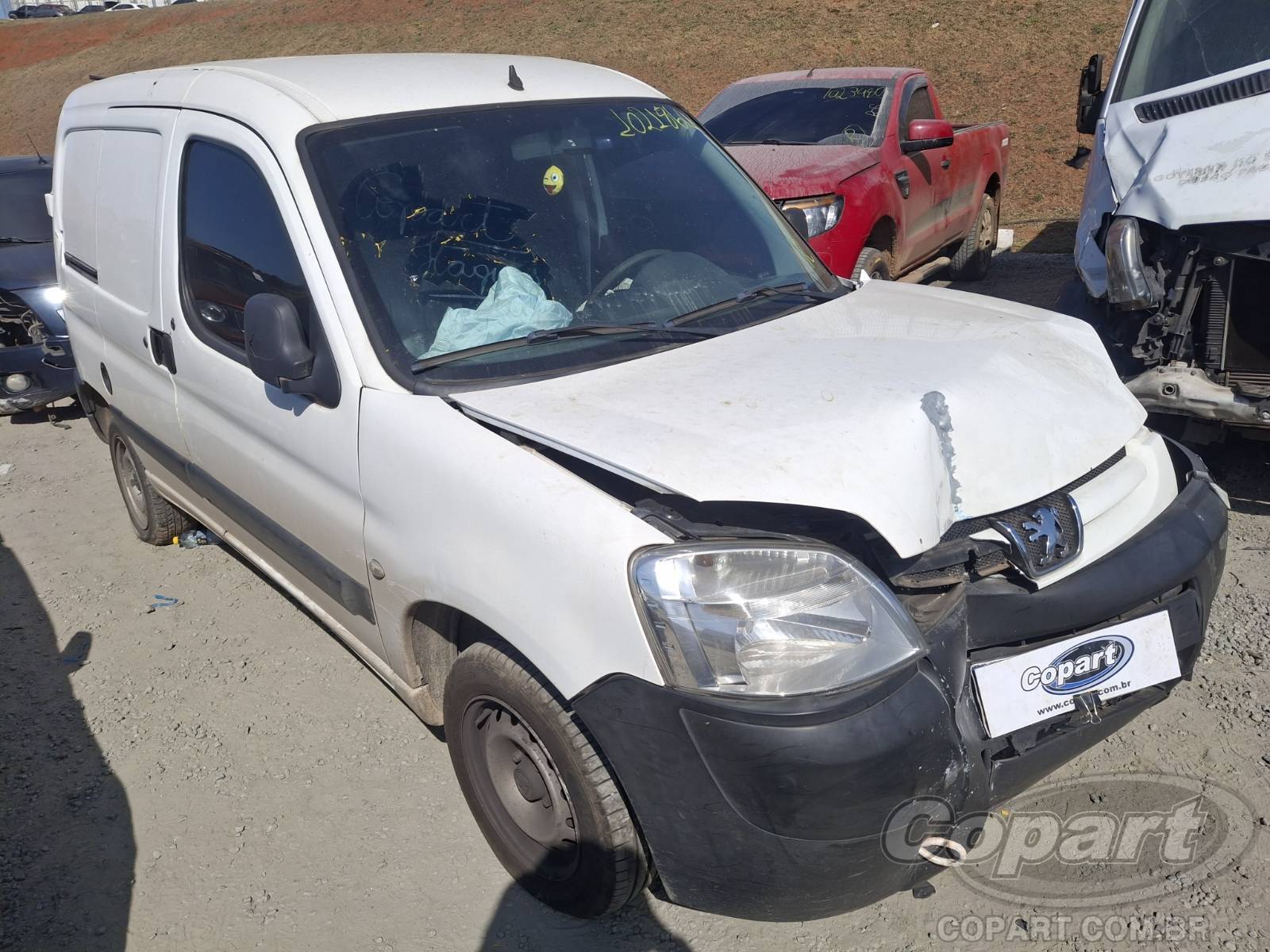 Veículo Peugeot Partner PEUGEOT PARTNER FURGAO 1.6 16V 2017 2018 em leilão