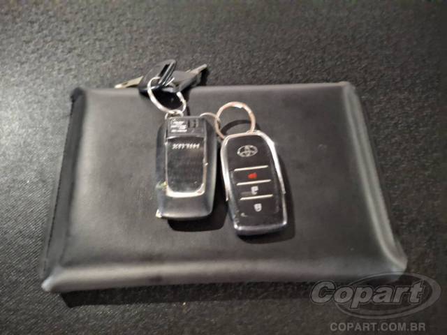 2016 TOYOTA HILUX CD 