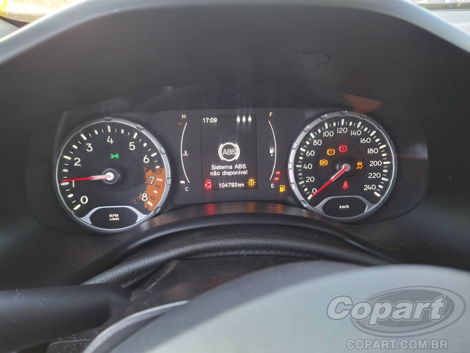 Foto 8 de 11: 2016 JEEP RENEGADE