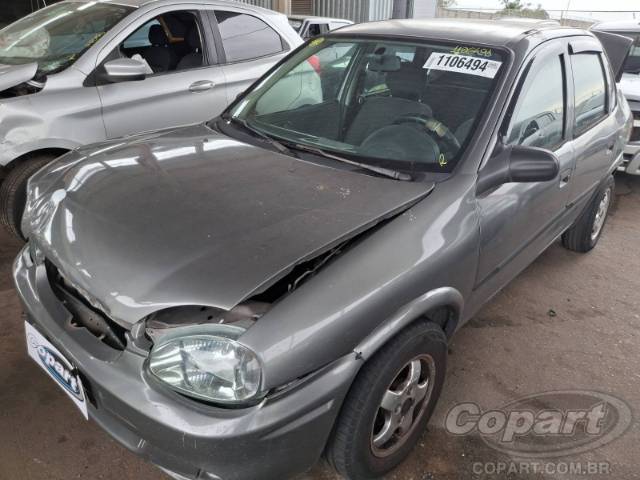 2004 CHEVROLET CORSA SEDAN 