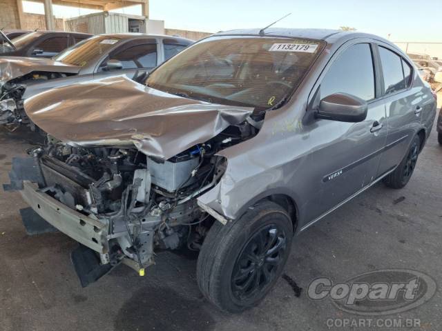 2020 NISSAN VERSA 