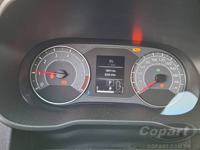 2025 RENAULT DUSTER 