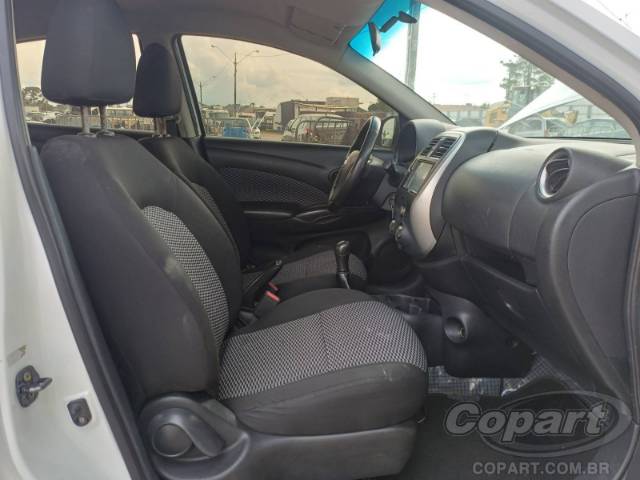 2017 NISSAN VERSA 