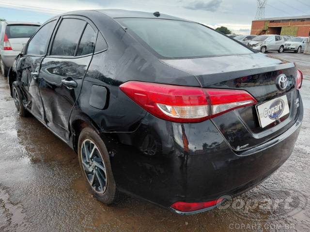 2023 TOYOTA YARIS SEDA 