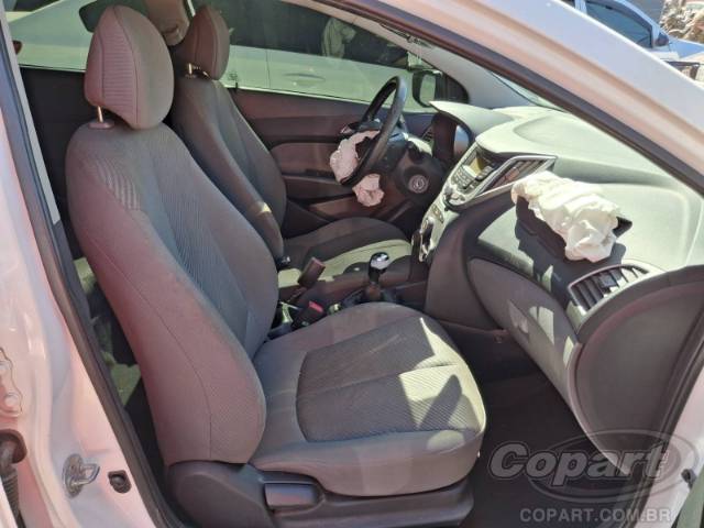 2014 HYUNDAI HB20S 