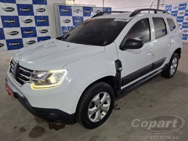 2022 RENAULT DUSTER 